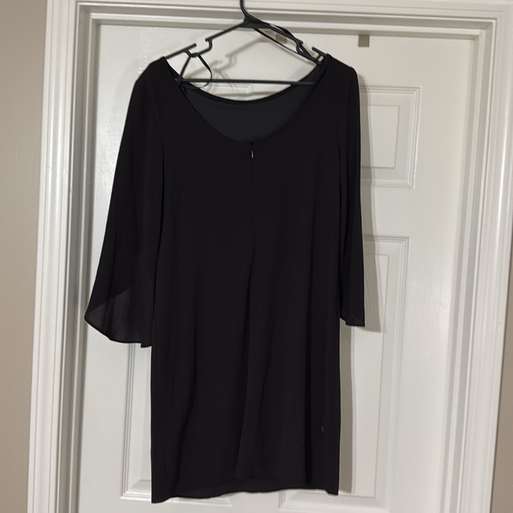 NWOT DRESS - Picture 2 of 3
